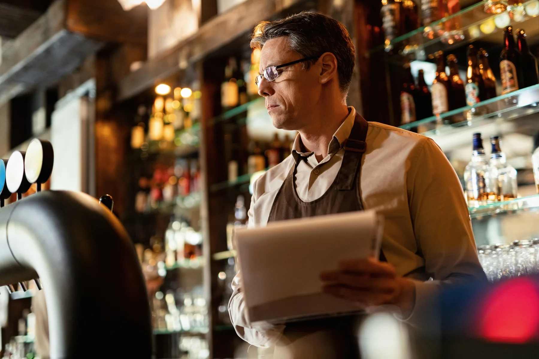 Top 7 Mistakes Restaurant Owners Make with Audiovisual Tech (+ How to Fix Them)