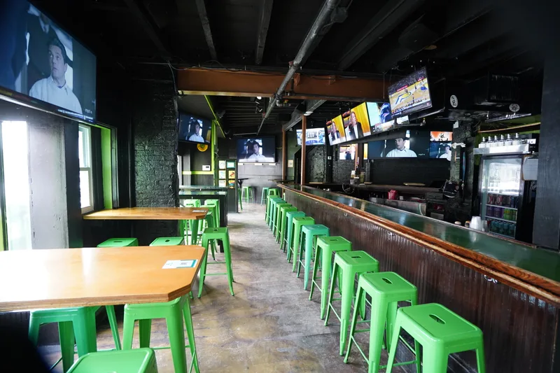 Pickles Pub — finishing